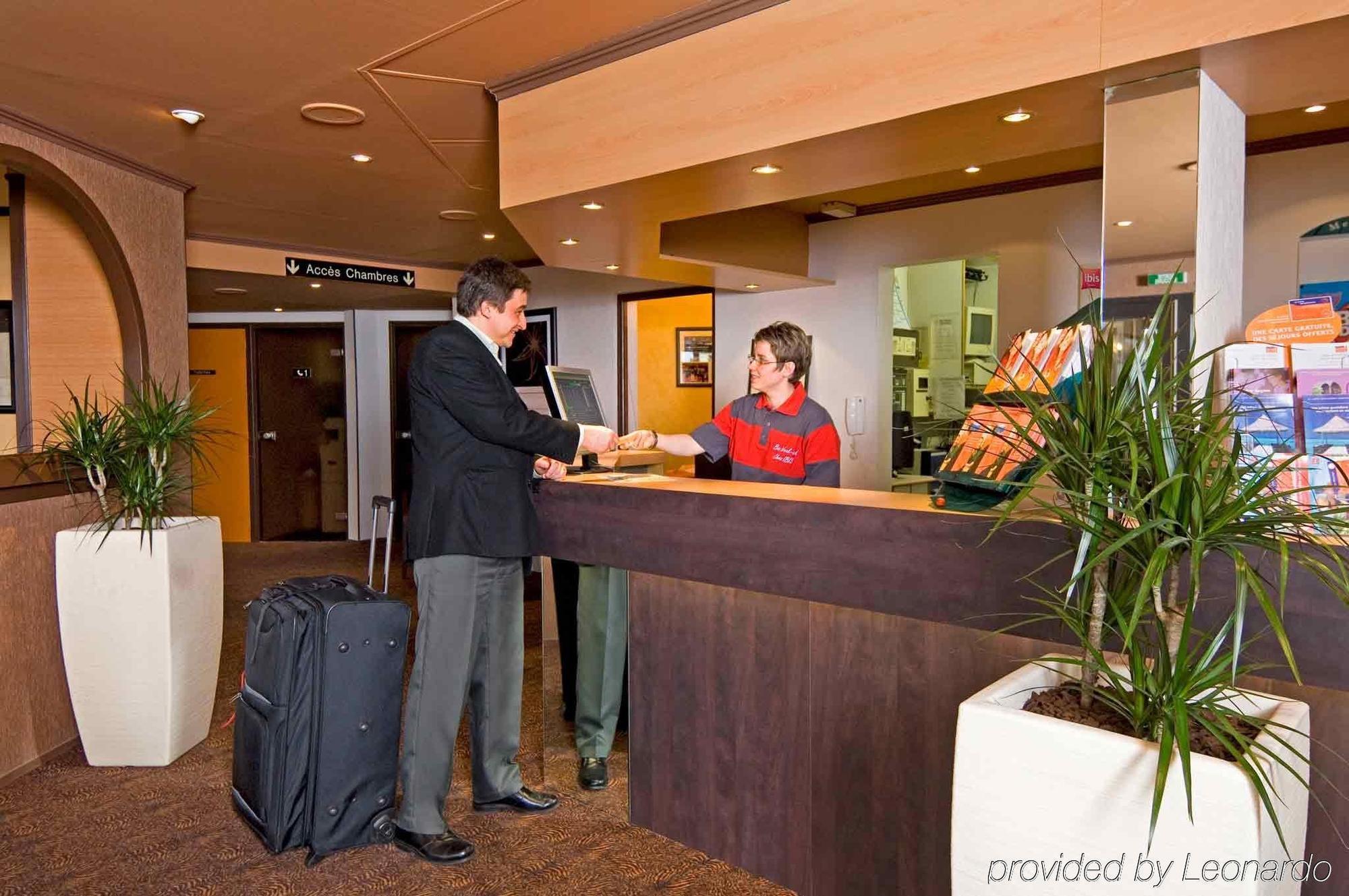 Hotel Ibis Nevers Bagian luar foto