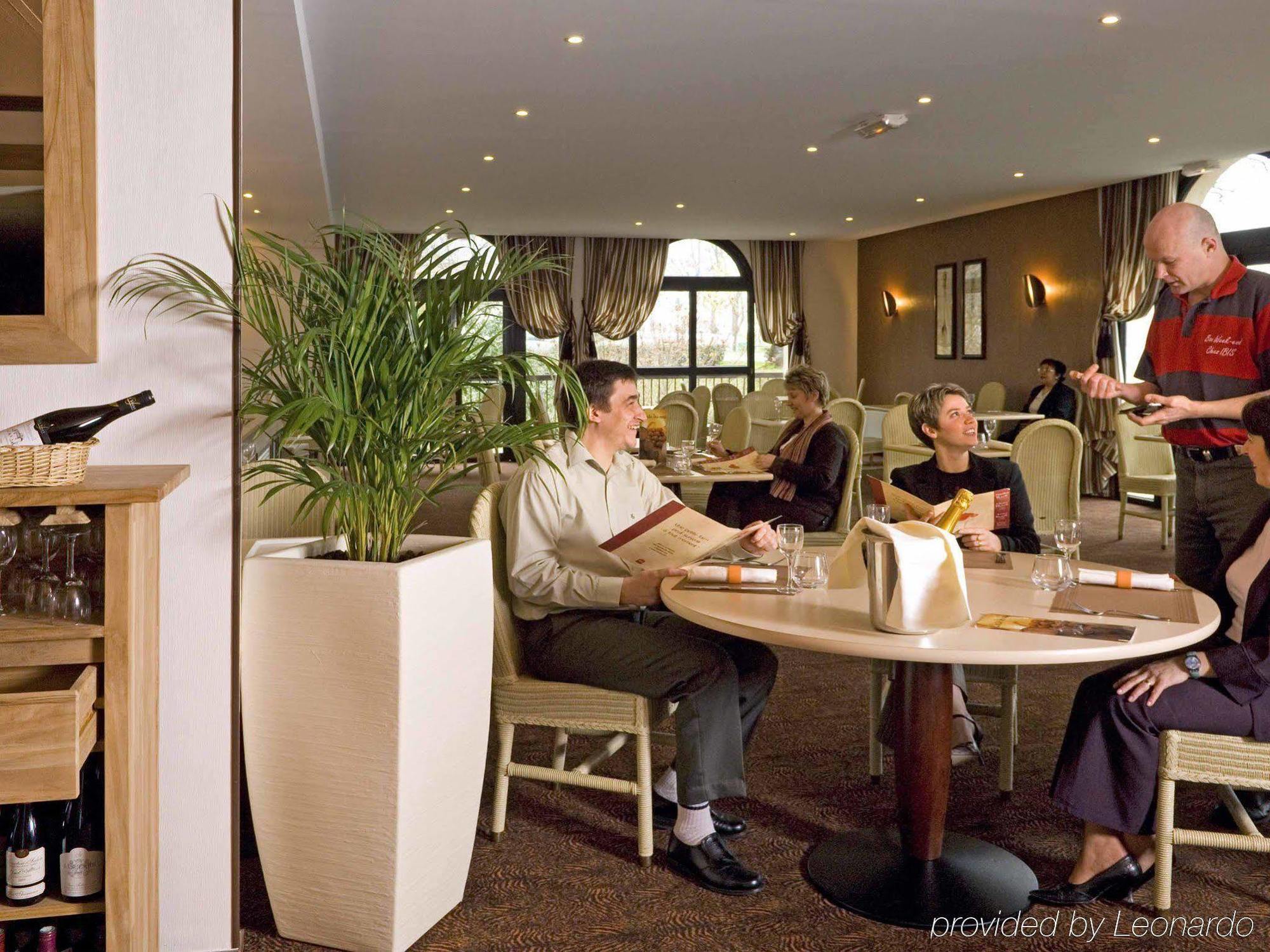 Hotel Ibis Nevers Bagian luar foto