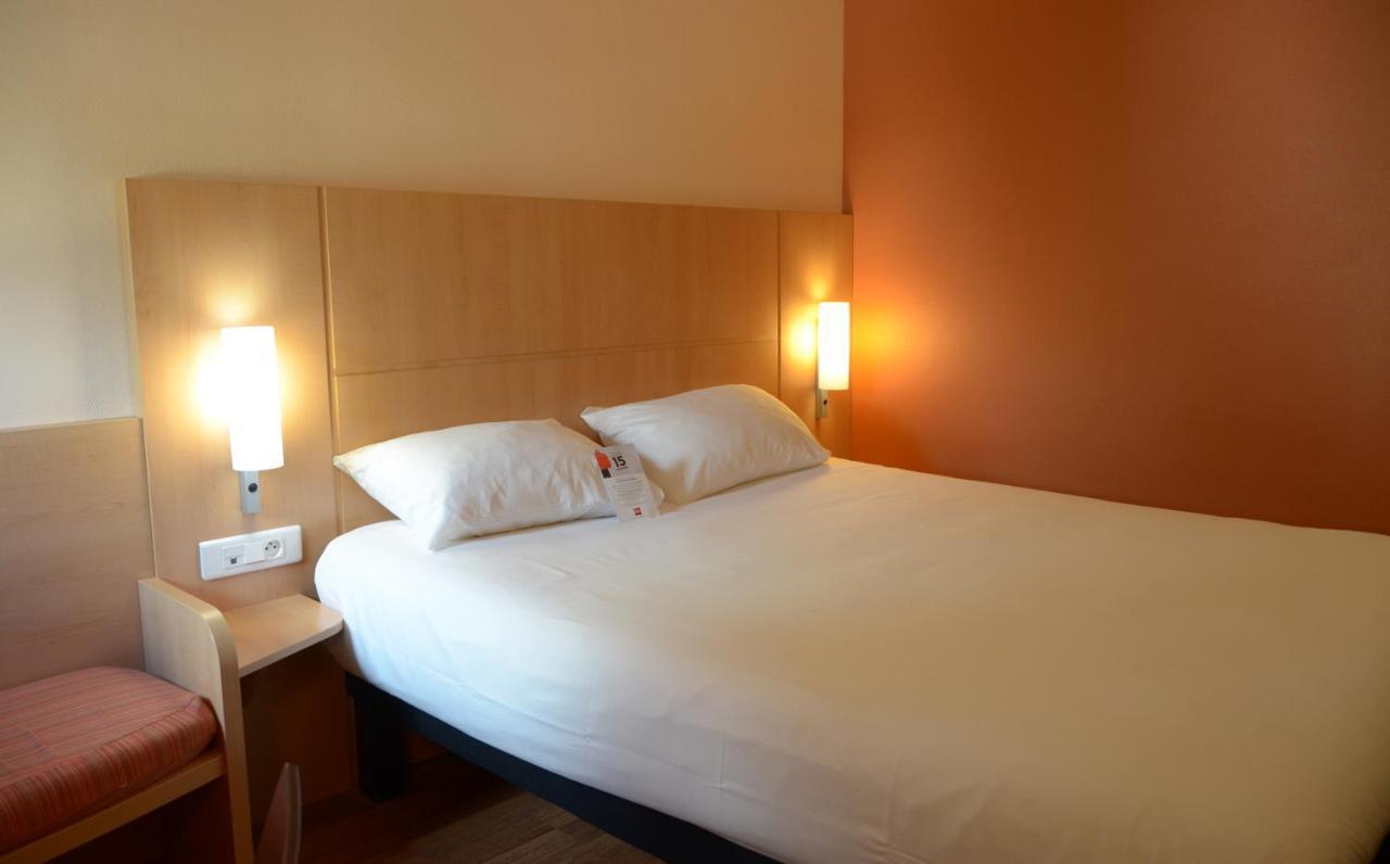 Hotel Ibis Nevers Bagian luar foto